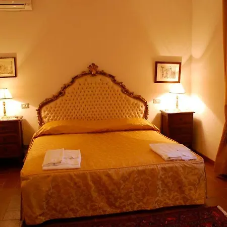Sleeps 18 Pool Air Con Wifi * Ranciano