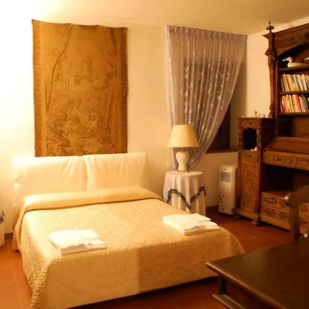 Sleeps 18 Pool Air Con Wifi Ranciano